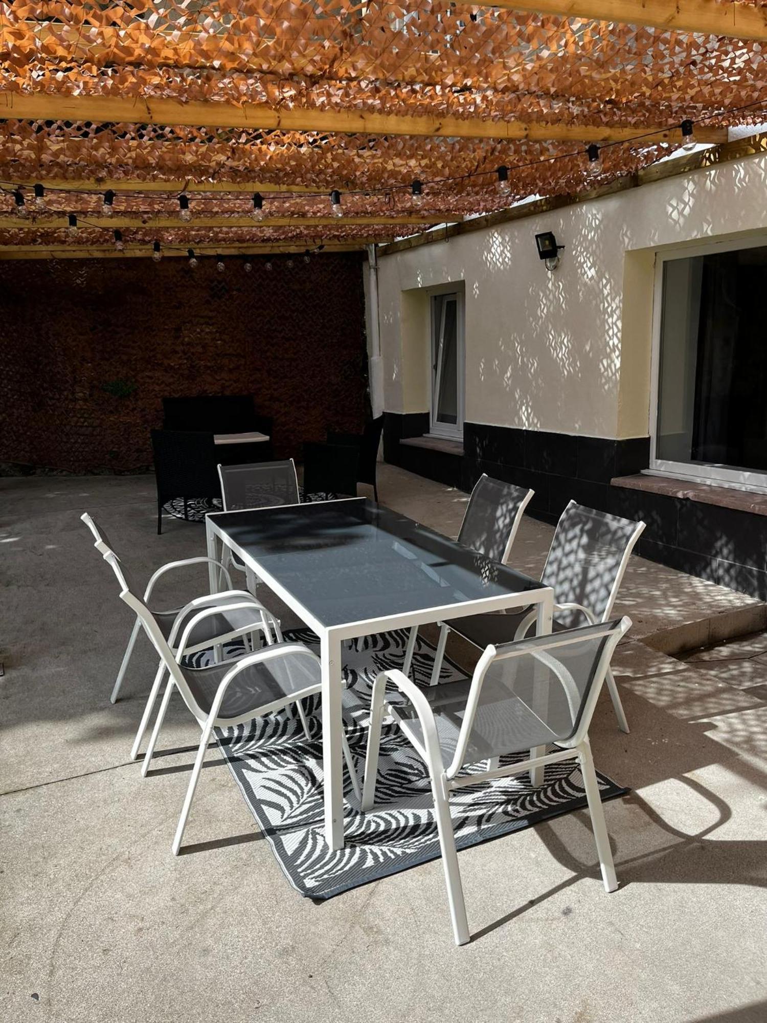 オビエドJardin En El Centro Catedralアパートメント エクステリア 写真